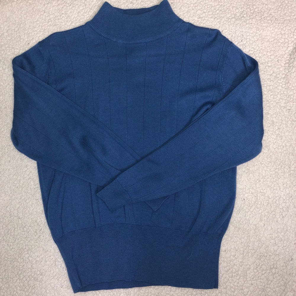 Mock neck long sleeve